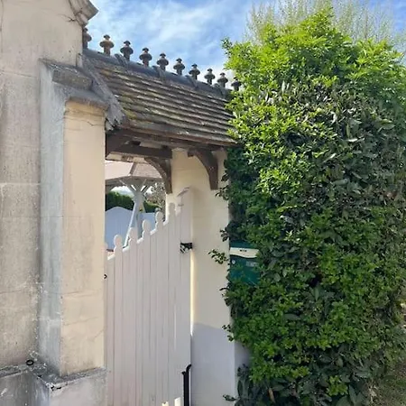 Holiday home Le Donjon, Bord De